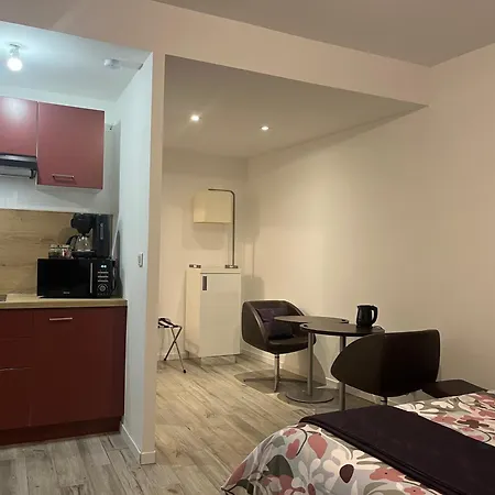 Chez Laure Et Franck Apartment *